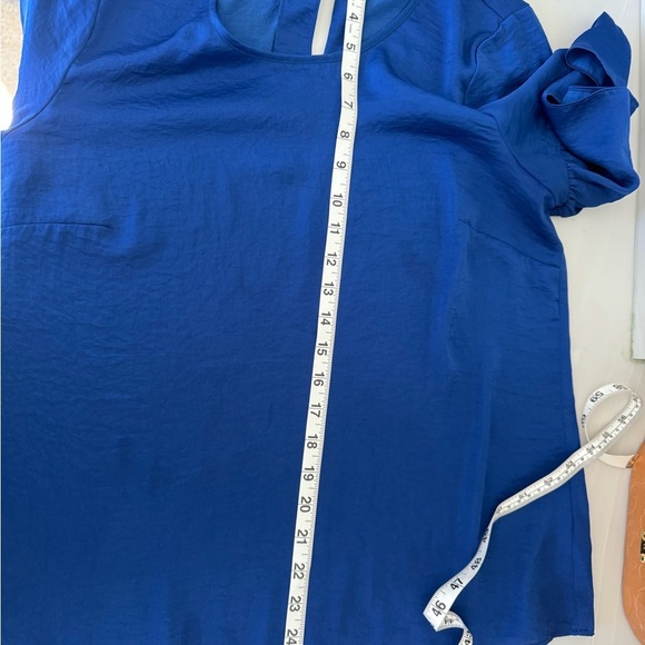 CAbi Rhyme Royal Ruffled Bell Sleeve Blouse US M - Picture 7 of 8